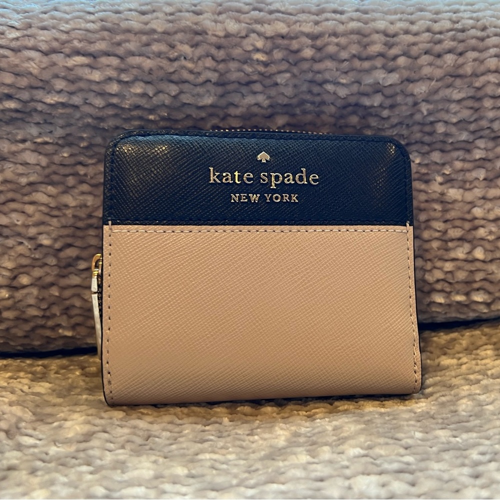 kate spade small zip-around wallet